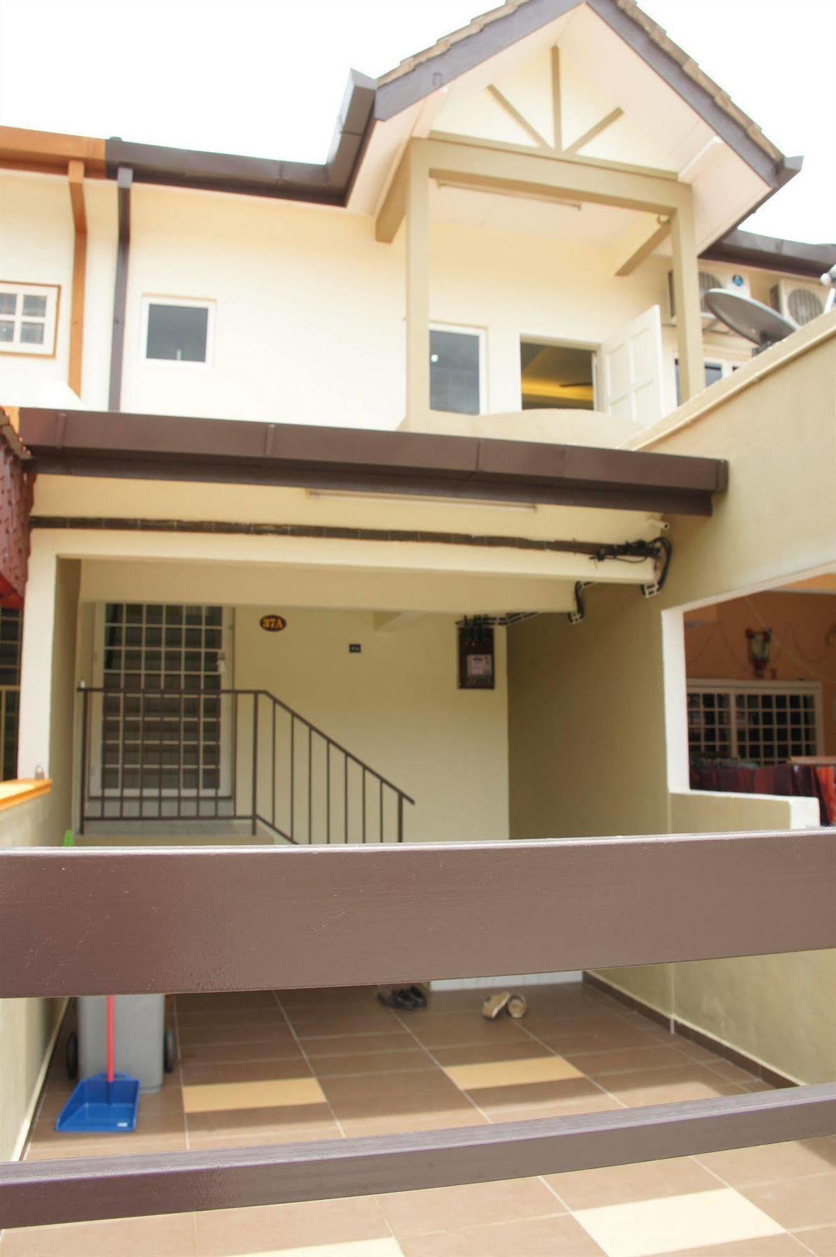 Sunshine Jonker Pensión Malacca Exterior foto
